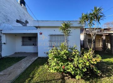 Casa · 100m² · 3 Ambientes · 1 Cochera · Alquiler Casa 3 Ambientes