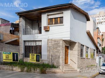 Casa · 150m² · 4 Ambientes · 1 Cochera · Casa Alquiler en Ramos Mejia