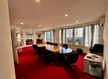 Oficina comercial · 113m² · 4 Ambientes · Oficina en Alquiler. Piso de 113 m