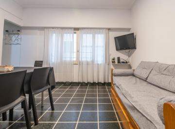 Departamento · 42m² · 2 Ambientes · ¡Venta! 2 Amb en Plaza Colon