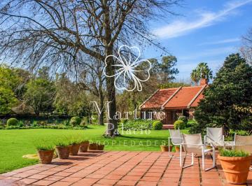 Quinta vacacional · 420m² · 4 Ambientes · 4 Cocheras · Venta Quinta Los Nogales