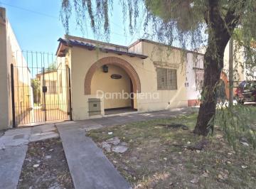 Casa · 80m² · 3 Ambientes · 1 Cochera · Casa en Venta en Moreno
