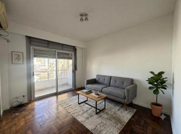 Departamento · 29m² · 2 Ambientes · Departamento de 2 Ambientes con Balcón en Venta en Balvanera!