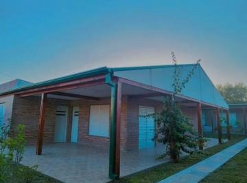 Casa · 287m² · 6 Ambientes · Venta Casa Unica Estrenar en Colonia Avellaneda