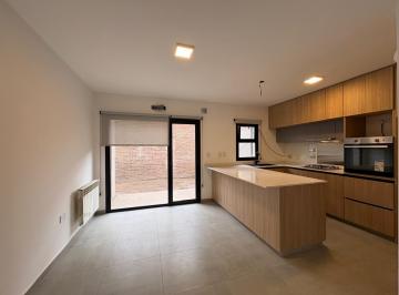 Casa · 132m² · 5 Ambientes · 2 Cocheras · Casa - Confluencia Urbana