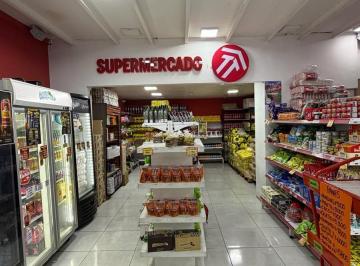 Local comercial · 140m² · Vende Local con Renta Sobre Av Rivadavia Pleno Once
