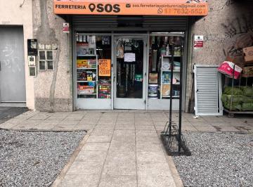 Local comercial · 50m² · 2 Ambientes · Local Comercial Sobre Av Frías a 1 Cd de Jumbo.