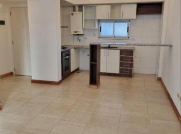 Departamento · 45m² · 2 Ambientes · Departamento 2 Ambientes con Balcón en Alquiler - Quilmes Centro
