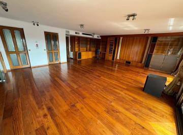 Departamento · 220m² · 3 Dormitorios · 2 Cocheras · Venta Departamento en Nueva Cordoba 3 Dorm.