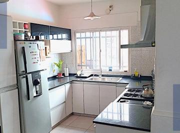 PH · 50m² · 3 Ambientes · PH en V. Talleres