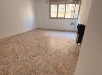 Departamento · 65m² · 3 Ambientes · Departamento en Alquiler - 2 Dorm. 1 Baño - 65 m - Monserrat