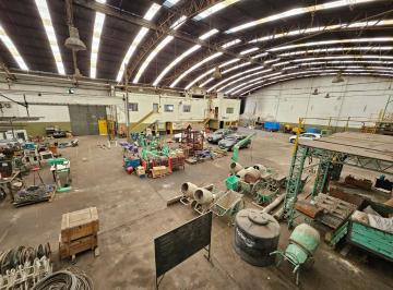 Depósito · 2036m² · Depósito en Alquiler o Venta Pinieyro Avellaneda 2000 m² - Logístico o Industrial con T3 Muy Bueno