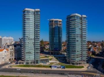 Departamento · 105m² · 3 Ambientes · Depto 3 Amb con Vista Lateral Al Mar en Maral Explanada | Playa Chica