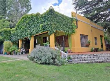 Casa · 273m² · 4 Ambientes · 2 Cocheras · Gran Oportunidad en Salsipuedes