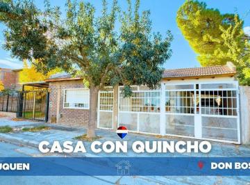 Casa · 123m² · 4 Ambientes · 2 Cocheras · Casa de Dos Dorm. con Quincho, Neuquén