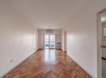 Departamento · 72m² · 4 Ambientes · 1 Cochera · Venta Departamento 4 Ambientes Almagro con Cochera