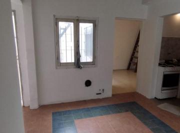 PH · 1m² · 3 Ambientes · Departamento PH en Venta en Remedios de Escalada, Lanús, G. B. a. Zona Sur
