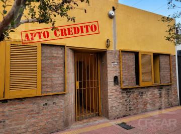 Casa · 113m² · 4 Ambientes · 1 Cochera · Casa en Charcas Al 2200