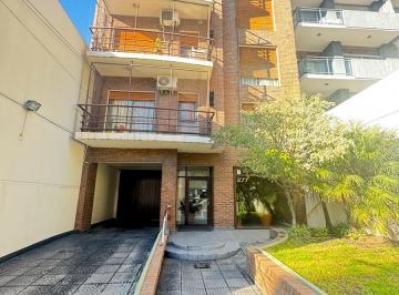 Departamento · 60m² · 2 Ambientes · 1 Cochera · Departamento en Alquiler en Quilmes Centro con Cochera
