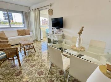 Foto1 · Apartamento en Peninsula, 2 Dorm. *