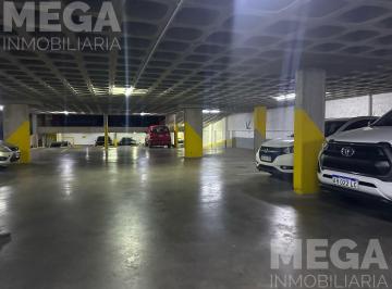 Garage · 15m² · Corrientes Al 200. Cocheras en Venta!