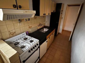 Departamento de 4 ambientes, Neuquén · Departamento en Alquiler de 3 Dorm.