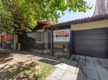 Casa · 105m² · 3 Ambientes · 2 Cocheras · Casa en Venta 3 Ambientes en Olivos.