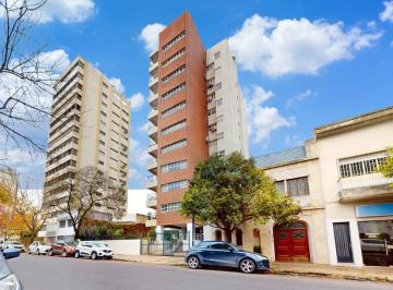 Departamento · 122m² · 5 Ambientes · 1 Cochera · Departamento de 2 Dorm. en Venta en La Plata