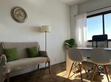 Oficina comercial · 25m² · 2 Ambientes · Alquiler Oficina Edificio Buci