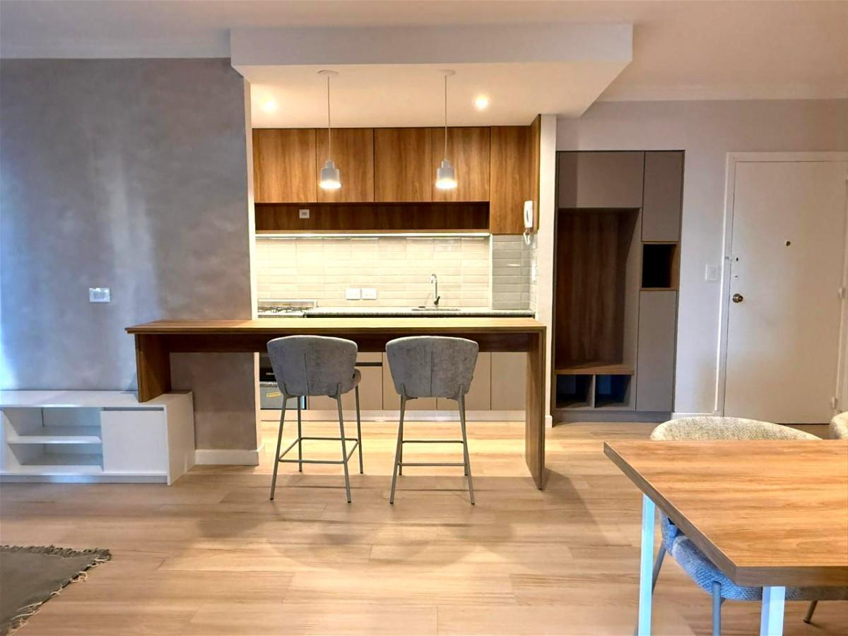 Departamento 3 ambientes reciclado Y amoblado en venta – Tucumán 2619