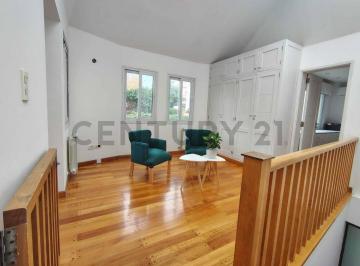 Casa · 240m² · 3 Dormitorios · 1 Cochera · Venta de Casa en Barrio Rincon de Arizu