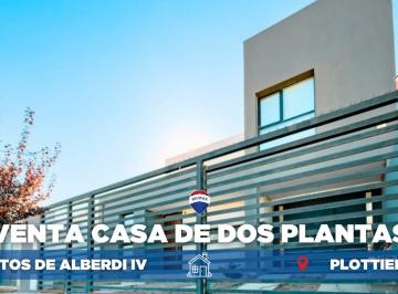 Casa · 205m² · 5 Ambientes · 1 Cochera · Venta Casa 4 Hab. - Altos de Alberdi IV Plottier