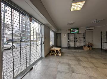 Local comercial · 165m² · 2 Ambientes · Local en Alquiler en La Plata