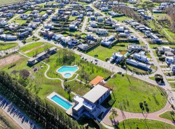 Terreno , Funes · Lote en Venta en Funes San Sebastian, Barrio Privado