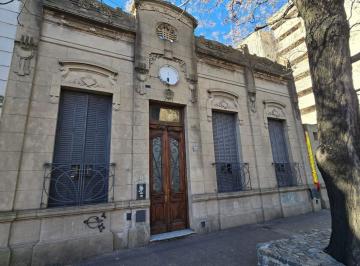 Local comercial · 235m² · 6 Ambientes · Local Comercial en Alquiler (La Plata)