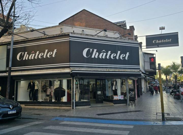 Local comercial · 265m²