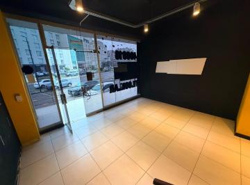 Local comercial · 380m² · 1 Ambiente · Unico Local Disponible