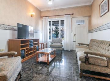 Casa · 4 Ambientes · 1 Cochera · ¡Venta! Casa con Depto - Fortunato de La Plaza