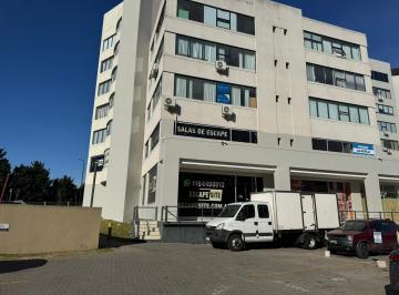 Local comercial · 380m² · 1 Ambiente · Emprende a Lo Grande. un Local Diseñado Para Conectar