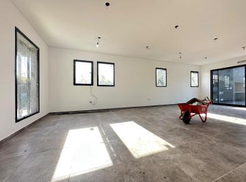 Casa · 175m² · 4 Ambientes · 3 Cocheras · Sg Casa Venta Barrio San Alfonso