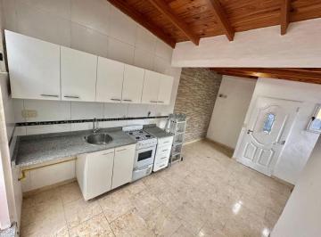 Departamento de 2 ambientes, La Matanza · PH 2 Amb en Primer Piso Sin Expensas