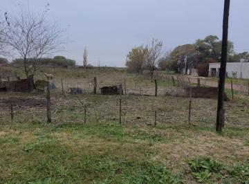 Terreno · 10000ha · Terreno con Casa Habitable en Zona Rural, Junto Al Casco Urbano