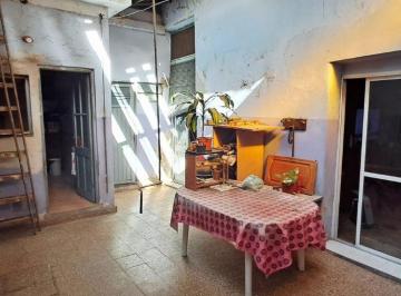 PH de 3 ambientes, Parque Patricios · Venta PH 3 Amb con Patio Cubierto