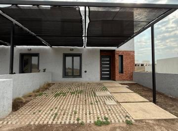 Foto · Casa en Alquiler 3 Dorm. Barrio Docta