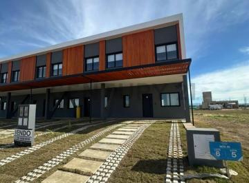 Casa · 150m² · 4 Ambientes · Duplex