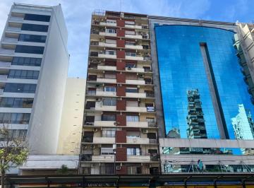 Departamento · 68m² · 3 Ambientes · Venta Departamento Tres Ambientes con Dependencia