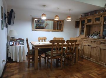 Departamento · 52m² · 2 Ambientes · Venta Departamento de 2 Ambientes Amplios en Colegiales con Patio