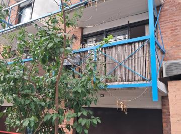 Frente edificio · Dueño Alquila Monoambiente con Cochera Cubierta en San Isidro