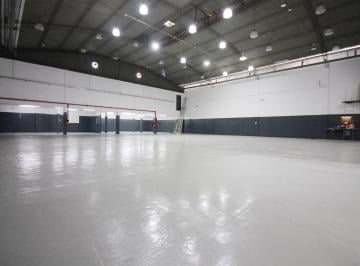 Bodega-Galpón · 870m² · Galpón Alquiler Monte Castro