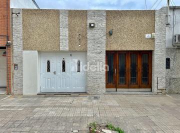 RDP-RDP-953_2 · Casa en Venta - 3 Dorm. - 2 Cocheras y Espacio Independiente - Lote 7.5x40